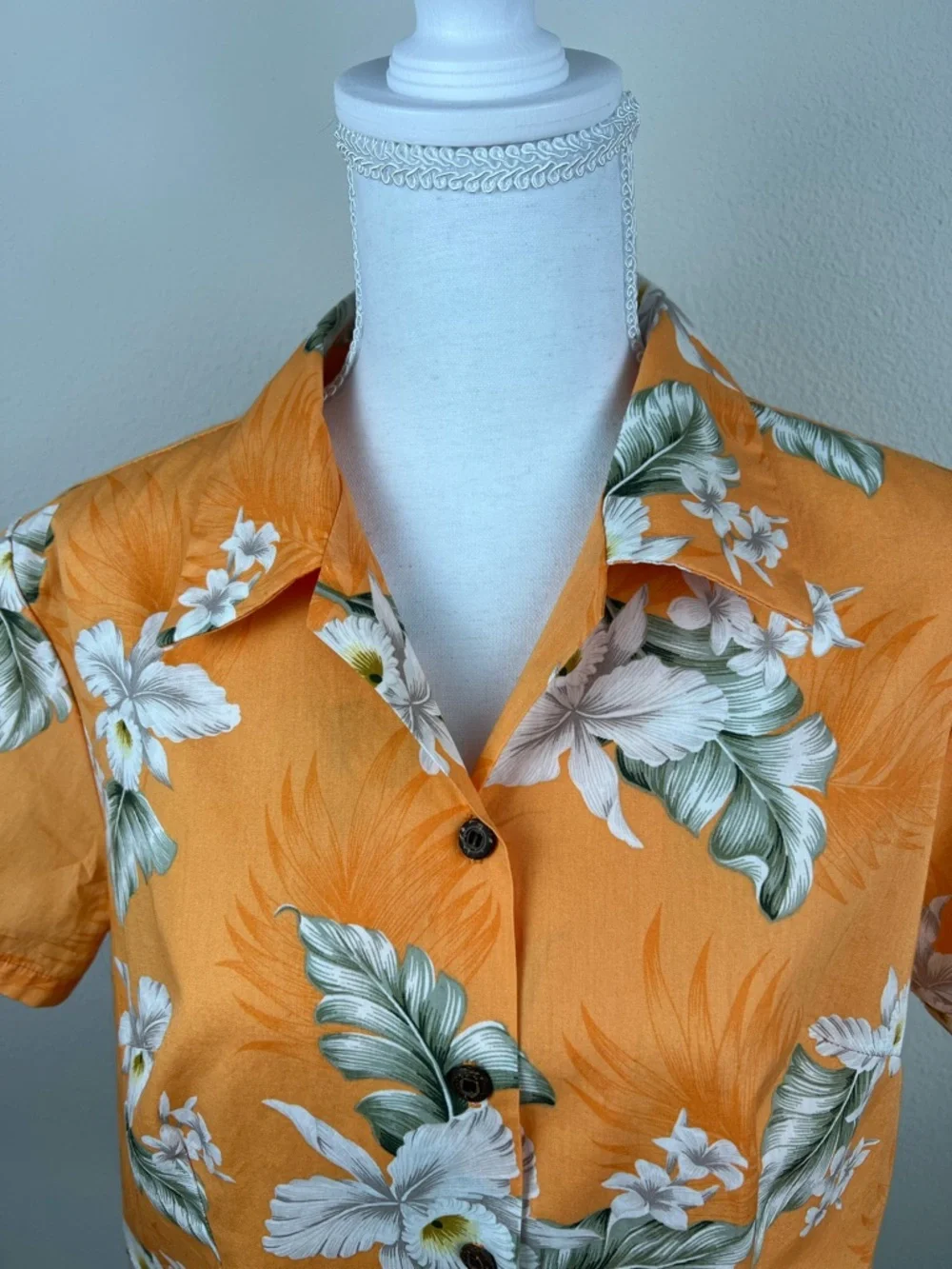 Aloha Republic Hawaiian Shirt Womens M Orange Floral Made in Hawaii Cotton Beach - Picture 2 of 7